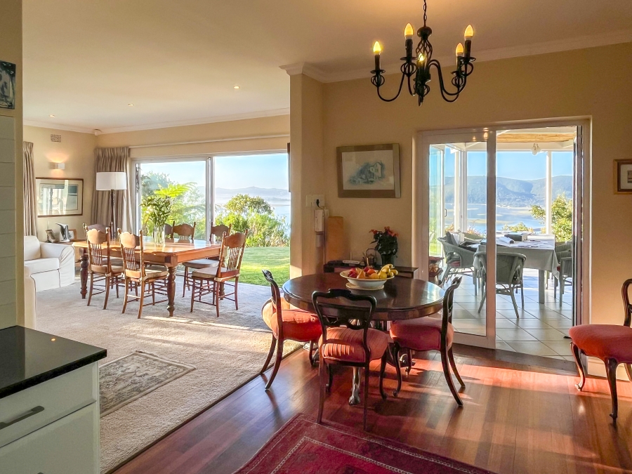 4 Bedroom Property for Sale in Paradise Western Cape